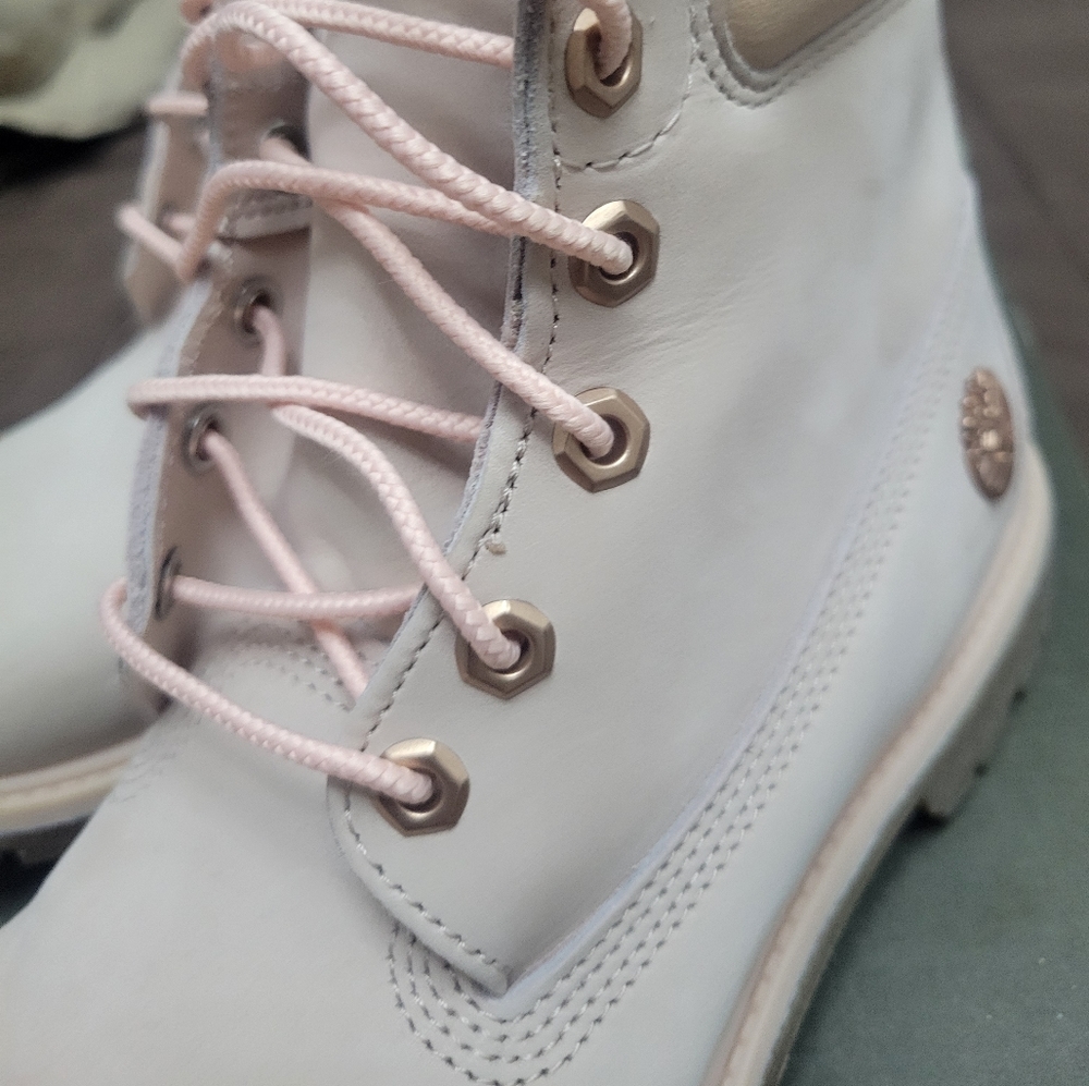 Women's Timberland Pink Metallic (touch of rose gold) boots